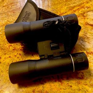 Bushnell
PowerView Binoculars 12x25mm